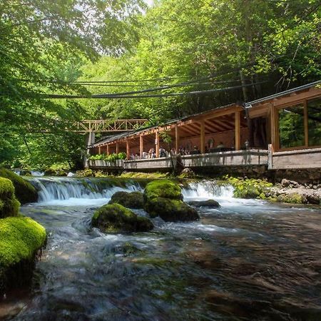 Resort Ujevara E Drinit Peje Exterior foto