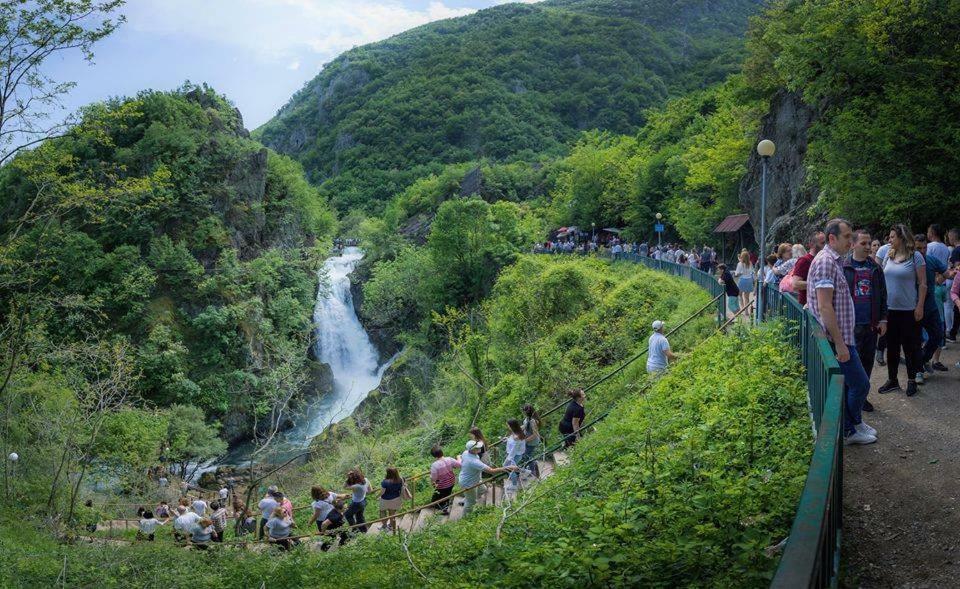 Resort Ujevara E Drinit Peje Exterior foto